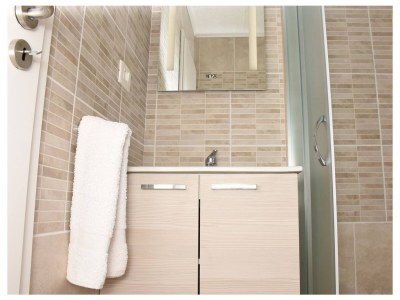 Apartment One bedroom apartment with terrace and sea view Kaštel Lukšić, Kaštela A-22071-b - Outdoor photo 17