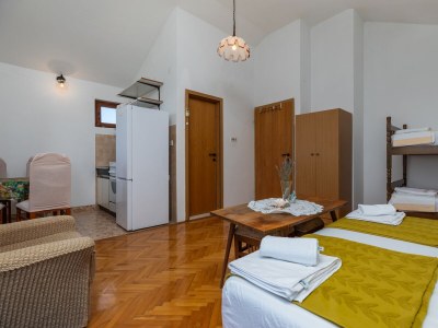 Apartment Studio flat with balcony and sea view Marušići, Omiš AS-21608-a - Outdoor photo 15