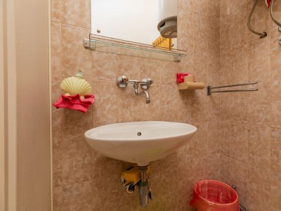 Apartment Studio flat with balcony and sea view Marušići, Omiš AS-21608-a - Outdoor photo 17