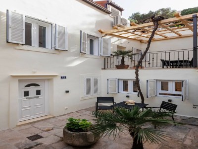 Apartment Apartments Odin - One bedroom Apartment - 2 - Outdoor photo 13