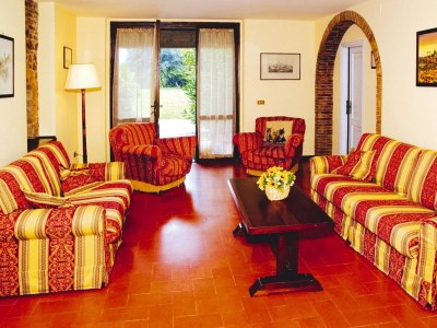 Holiday park Villa in Montaione with Pool & Wine Tasting - Features photo 12
