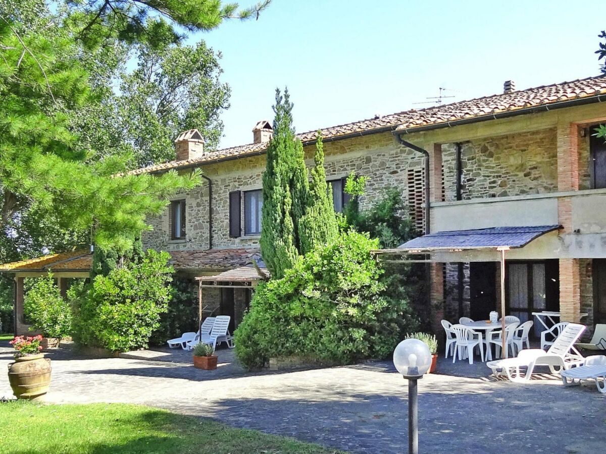 Holiday park Estate in Montaione with Pool & Wine Tasting - Outdoor photo 5