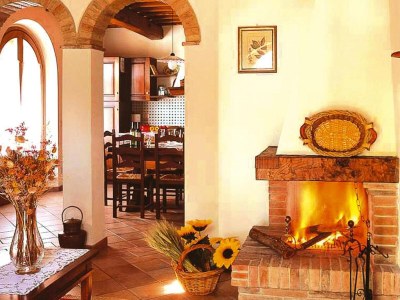 Holiday park Estate in Montaione with Pool & Wine Tasting - Features photo 11