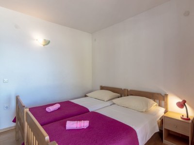 Apartment Four-bedroom apartment near beach Cove Torac, Hvar A-575-a - Outdoor photo 32