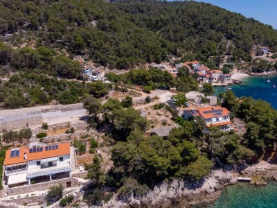 Apartment Two bedroom apartment near beach Cove Torac, Hvar A-575-c - Outdoor photo 7