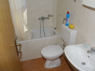 Apartment One bedroom apartment near beach Igrane, Makarska A-2679-a - Outdoor photo 13