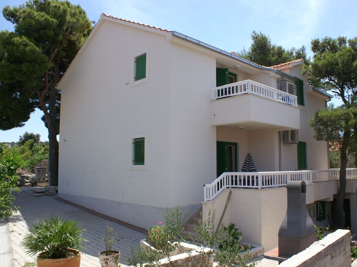 Apartment One bedroom apartment with terrace and sea view Ražanj, Rogoznica A-4265-b