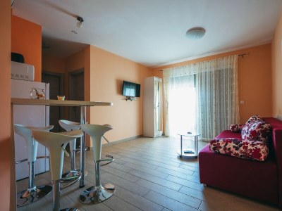 Apartment One bedroom apartment with balcony and sea view Promajna, Makarska A-6849-d - Outdoor photo 6