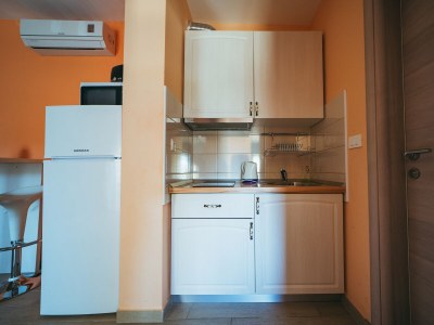 Apartment One bedroom apartment with balcony and sea view Promajna, Makarska A-6849-d - Outdoor photo 11