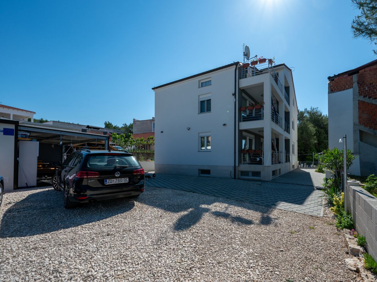 Apartment Two bedroom apartment with air-conditioning Sukošan, Zadar A-24349-a - Outdoor photo 3