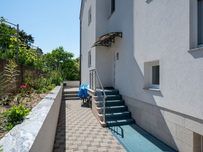 Apartment Two bedroom apartment with air-conditioning Sukošan, Zadar A-24349-a - Outdoor photo 12