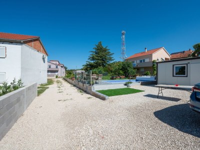 Apartment Two bedroom apartment with air-conditioning Sukošan, Zadar A-24349-b - Outdoor photo 15