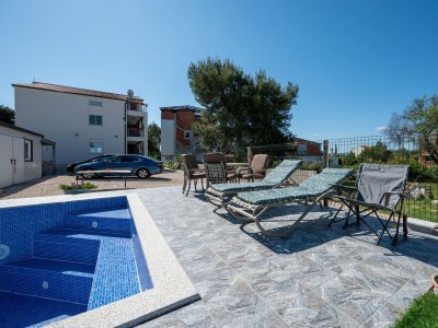 Apartment One bedroom apartment with air-conditioning Sukošan, Zadar A-24349-c - Outdoor photo 7