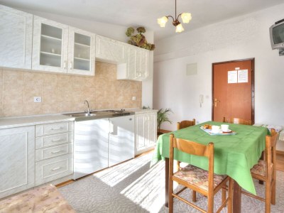 Apartment Two bedroom apartment with balcony Baška, Krk A-22661-c - Outdoor photo 5