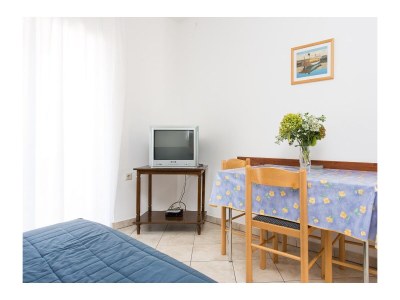 Apartment One bedroom apartment with terrace Baška, Krk A-22681-a - Outdoor photo 7