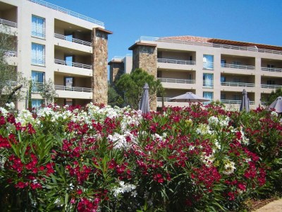 Holiday park Apartment in Corsica near Palombaggia Beach - Outdoor photo 8