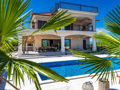 Villa Luxury Villa Glabrova with pool, jacuzzi and sauna - Outdoor photo 7