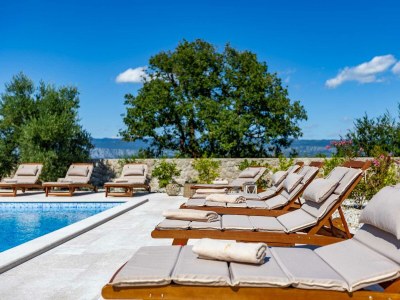 Villa Luxury Villa Glabrova with pool, jacuzzi and sauna - Environment photo 59