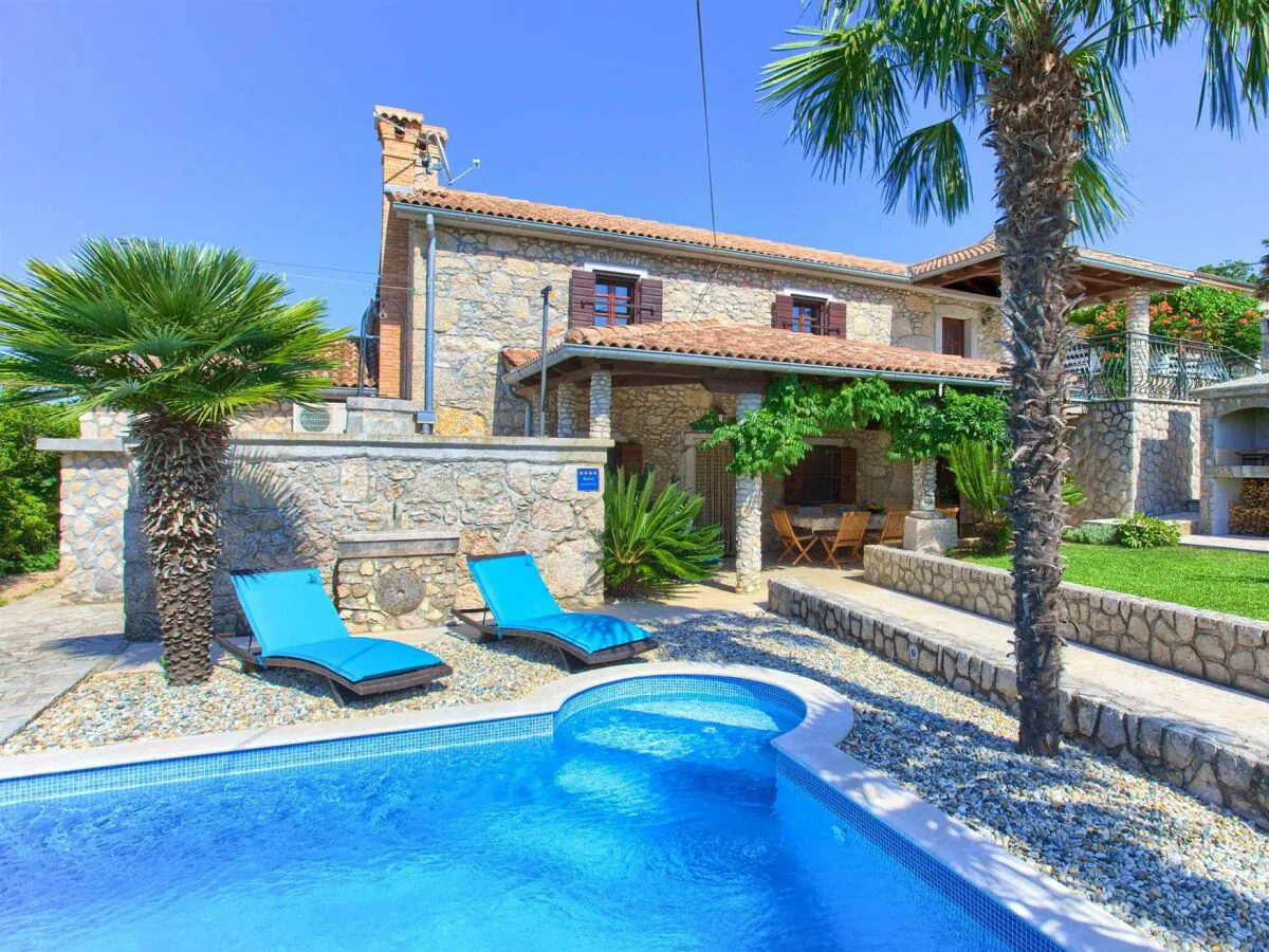 Holiday house Rustic holiday house MAGDALEA with pool