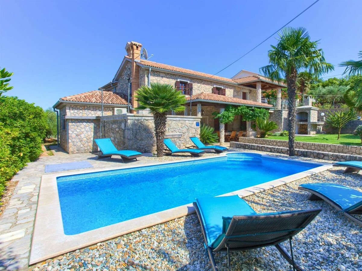 Holiday house Rustic holiday house MAGDALEA with pool - Outdoor photo 2