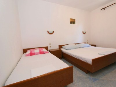 Apartment One bedroom apartment near beach Kustići, Pag A-4086-b - Outdoor photo 10