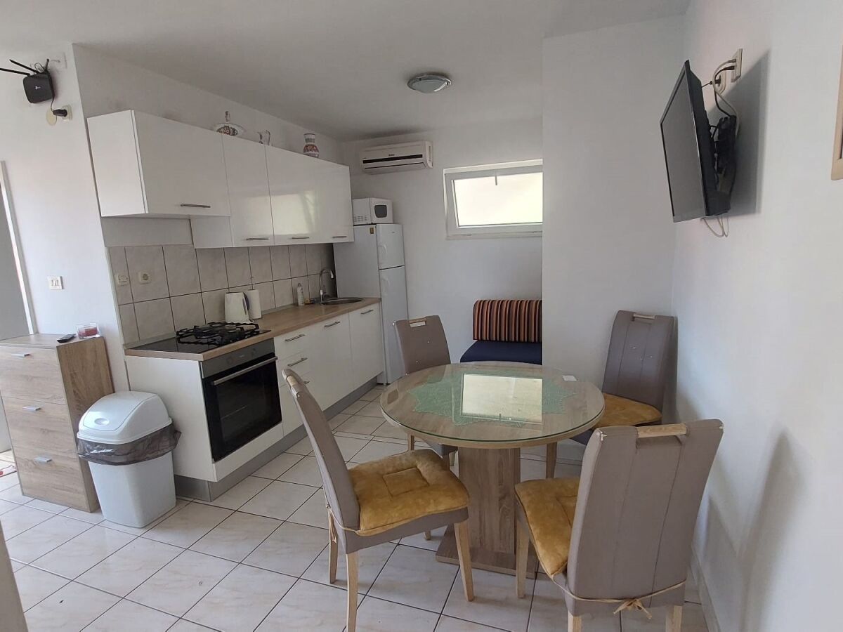 Apartment Two bedroom apartment with balcony and sea view Živogošće - Mala Duba, Makarska A-18626-b - Outdoor photo 5