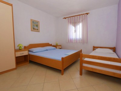Apartment One bedroom apartment near beach Kustići, Pag A-4086-c - Outdoor photo 12