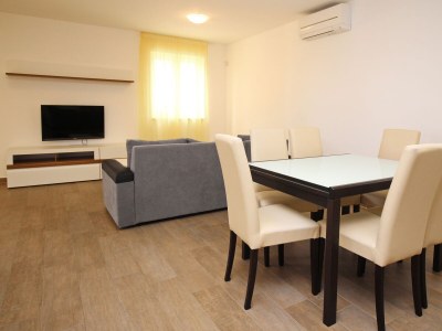 Apartment Two bedroom apartment with terrace Baška, Krk A-18845-b - Outdoor photo 7