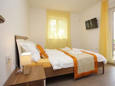 Apartment Two bedroom apartment with terrace Baška, Krk A-18845-b - Outdoor photo 12