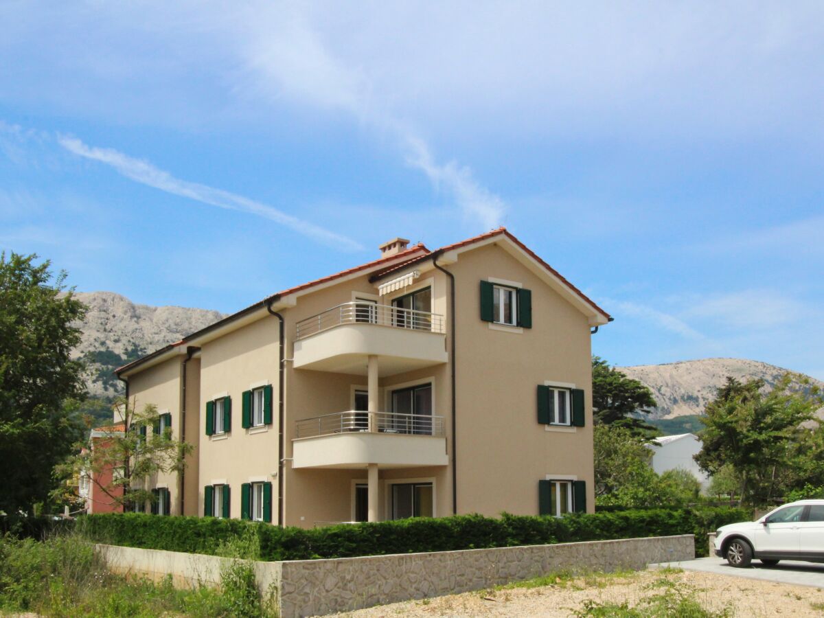 Apartment Two bedroom apartment with terrace Baška, Krk A-18845-d - Outdoor photo 3