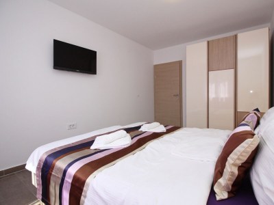 Apartment Two bedroom apartment with terrace Baška, Krk A-18845-d - Outdoor photo 15