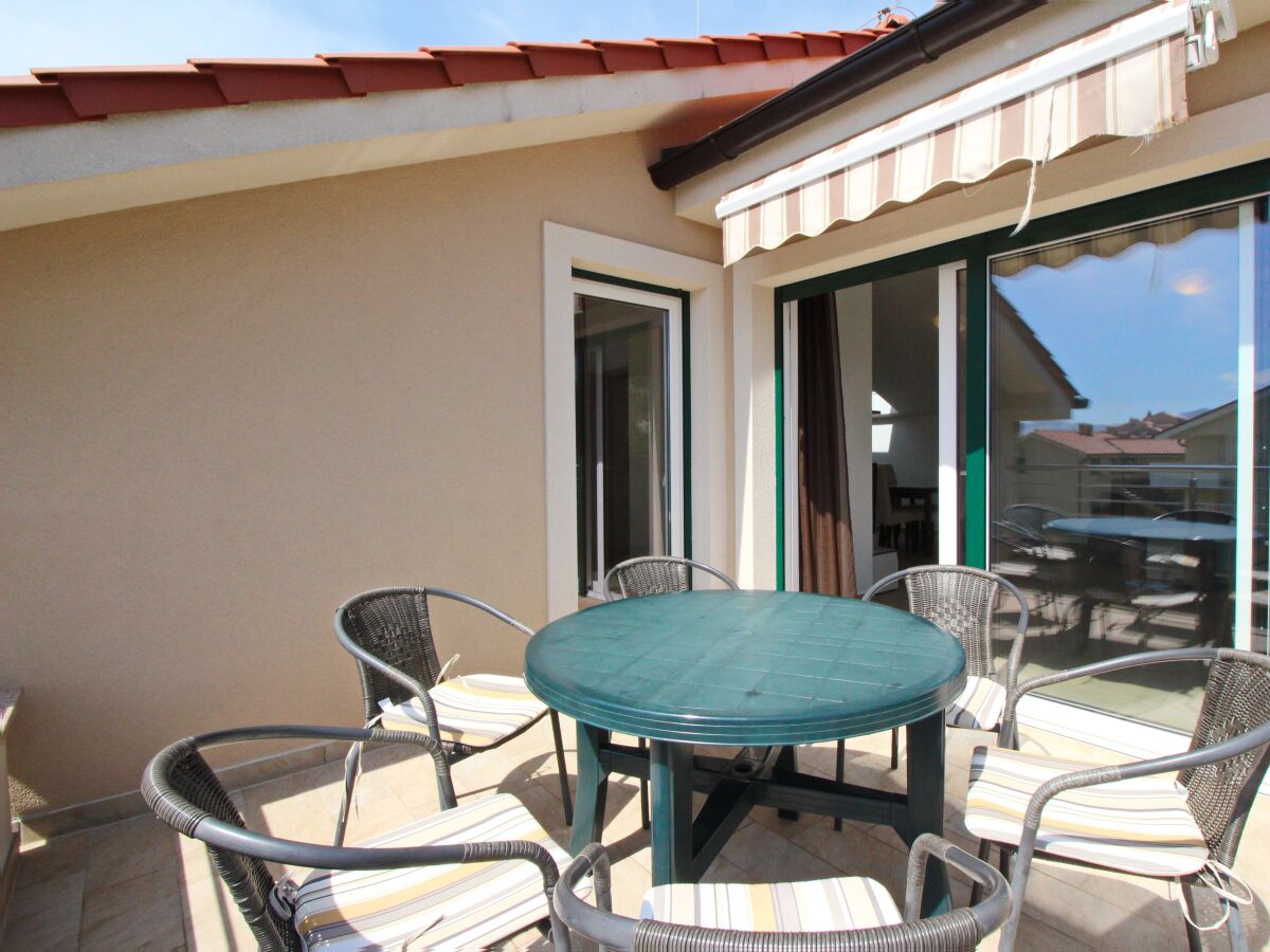 Apartment Two bedroom apartment with terrace Baška, Krk A-18845-e