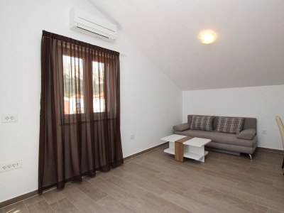 Apartment Two bedroom apartment with terrace Baška, Krk A-18845-f - Outdoor photo 5