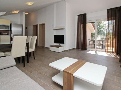 Apartment Two bedroom apartment with terrace Baška, Krk A-18845-f - Outdoor photo 6