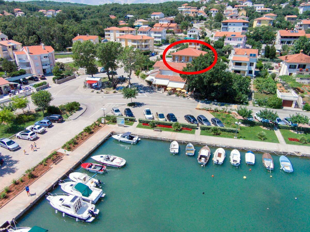 Apartment Two bedroom apartment with terrace Čižići, Krk A-19177-b - Outdoor photo 2