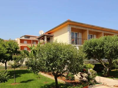 Apartment Two bedroom apartment with terrace Čižići, Krk A-19177-b - Outdoor photo 5