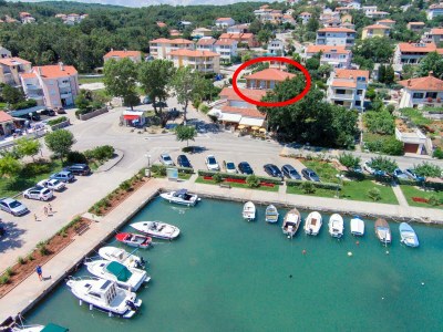 Apartment Two bedroom apartment with terrace and sea view Čižići, Krk A-19177-c - Outdoor photo 2