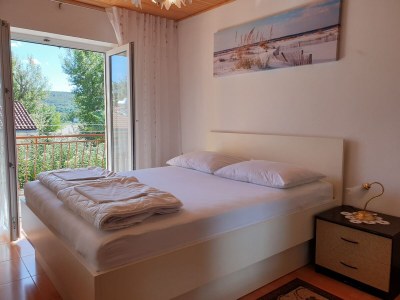 Apartment Two bedroom apartment with terrace and sea view Čižići, Krk A-19177-c - Outdoor photo 19