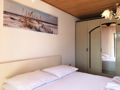 Apartment Two bedroom apartment with terrace and sea view Čižići, Krk A-19177-c - Outdoor photo 21