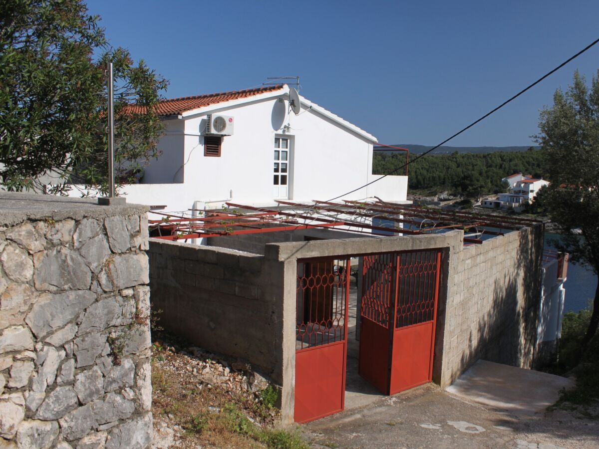 Apartment Four-bedroom apartment near beach Basina, Hvar A-8749-a - Outdoor photo 3