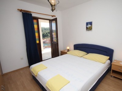 Apartment Four-bedroom apartment near beach Basina, Hvar A-8749-a - Outdoor photo 16