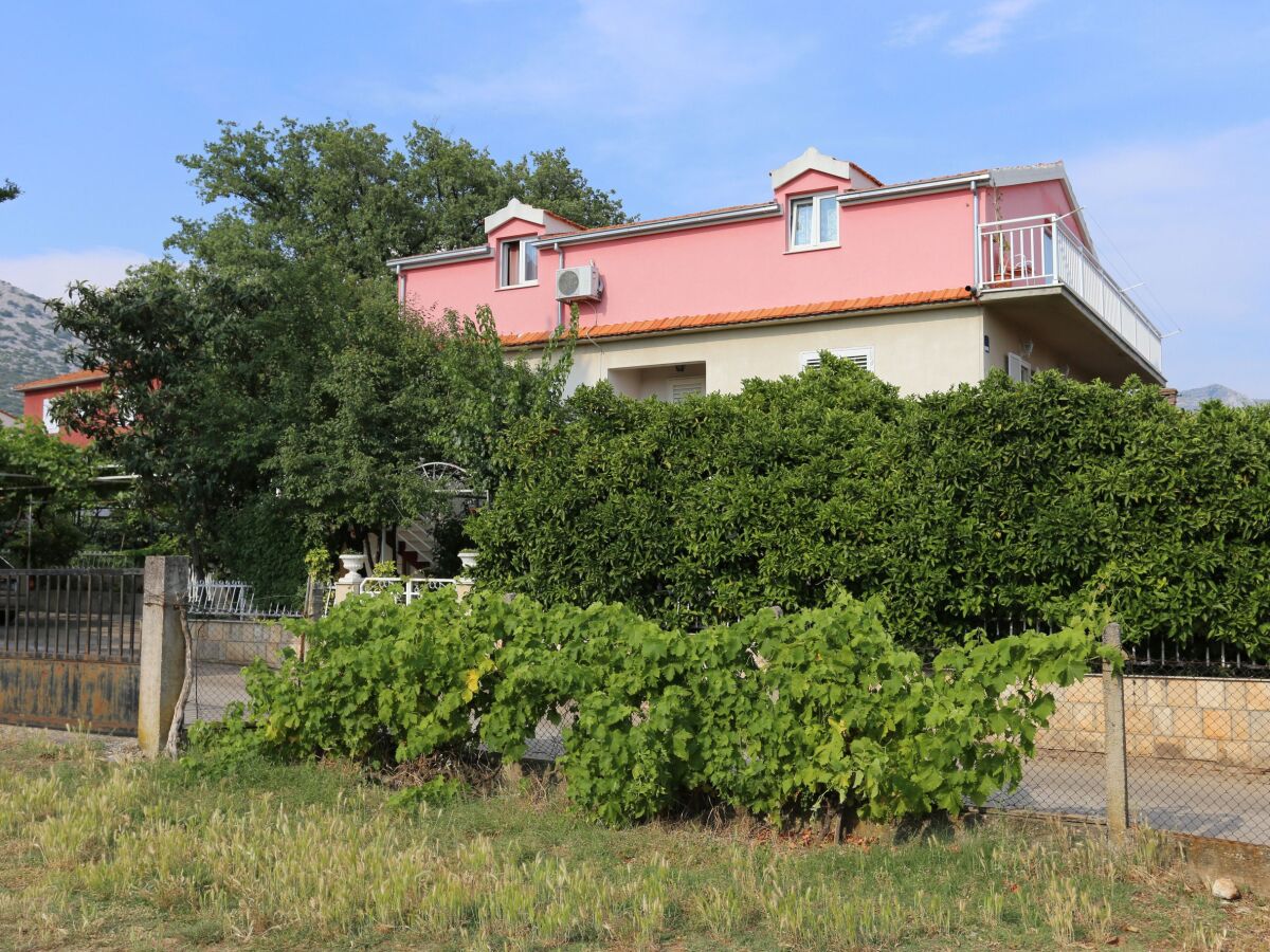 Apartment Three bedroom apartment with terrace Orebić, Pelješac A-10202-a - Outdoor photo 3