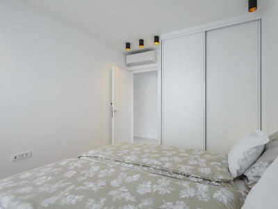 Apartment Three bedroom apartment with terrace and sea view Njivice, Krk A-24998-a - Outdoor photo 7