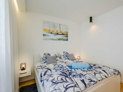 Apartment Three bedroom apartment with terrace and sea view Njivice, Krk A-24998-a - Outdoor photo 8