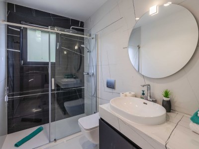 Apartment Three bedroom apartment with terrace and sea view Njivice, Krk A-24998-a - Outdoor photo 12