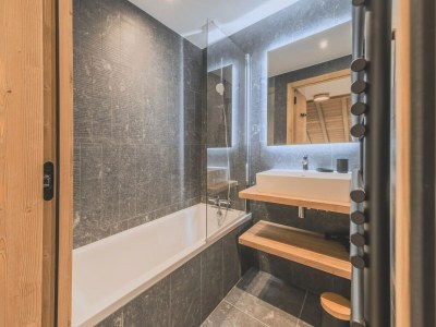 Apartment Apartment mit Zwischengeschoss und Innenpool - Features photo 34