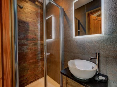 Chalet Mountain Chalet with Hot Tub, Sauna - Features photo 21