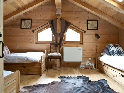 Chalet Rustic Luxury Chalet in Les Bois - Features photo 20