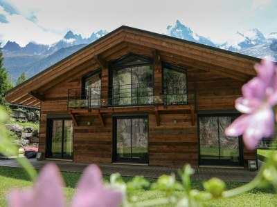 Chalet Luxury Chalet near Les Gaillands Lakes in Chamonix - Chalet