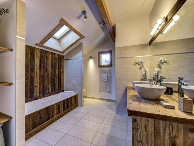 Chalet Central Chamonix Chalet with Sauna - Features photo 21